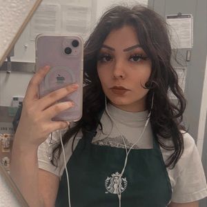 Meet your Posher, Katelynn